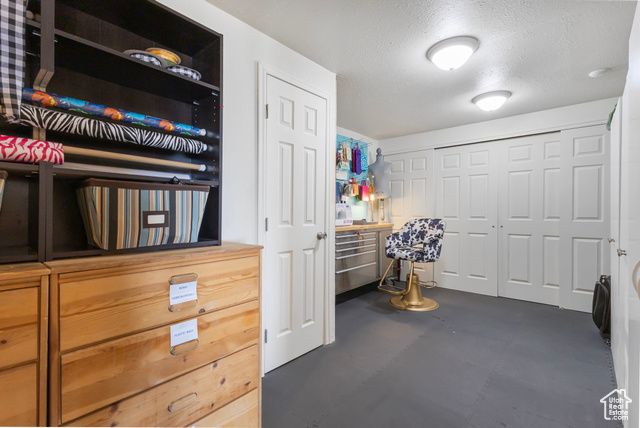 683 HILLSIDE OAK CIR, North Salt Lake, UT 84054