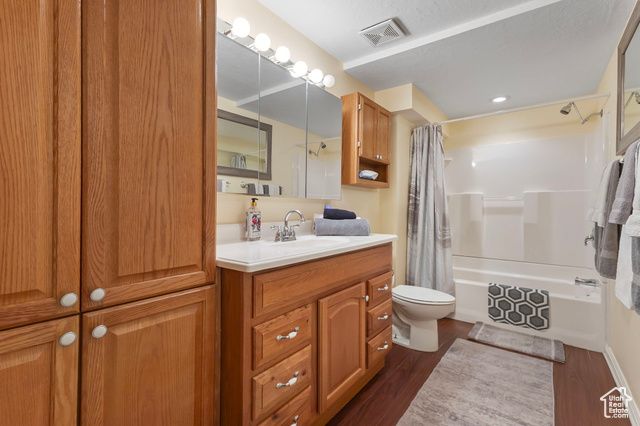 683 HILLSIDE OAK CIR, North Salt Lake, UT 84054