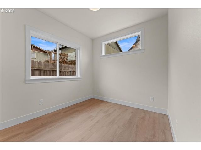 6703 Se 69th Ave B, Portland, OR 97206