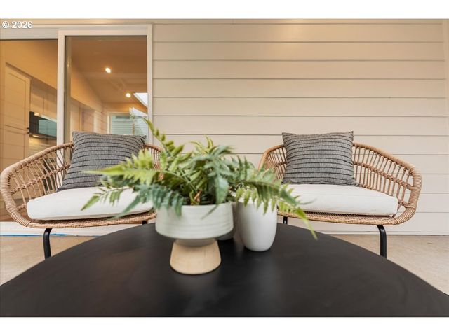 6703 Se 69th Ave B, Portland, OR 97206