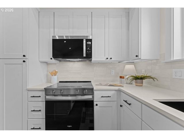 6703 Se 69th Ave B, Portland, OR 97206