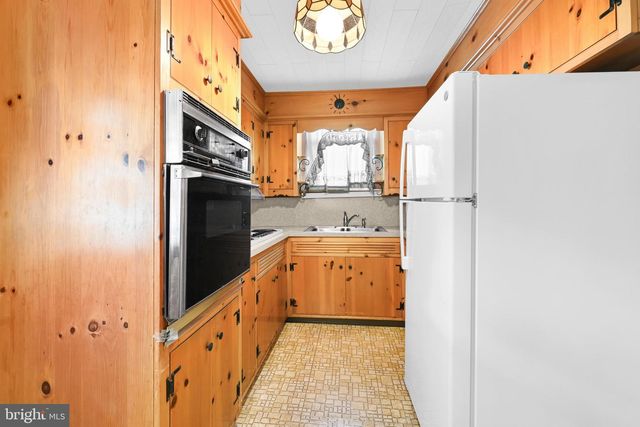 1176 MAPLE AVE, Lancaster, PA 17603