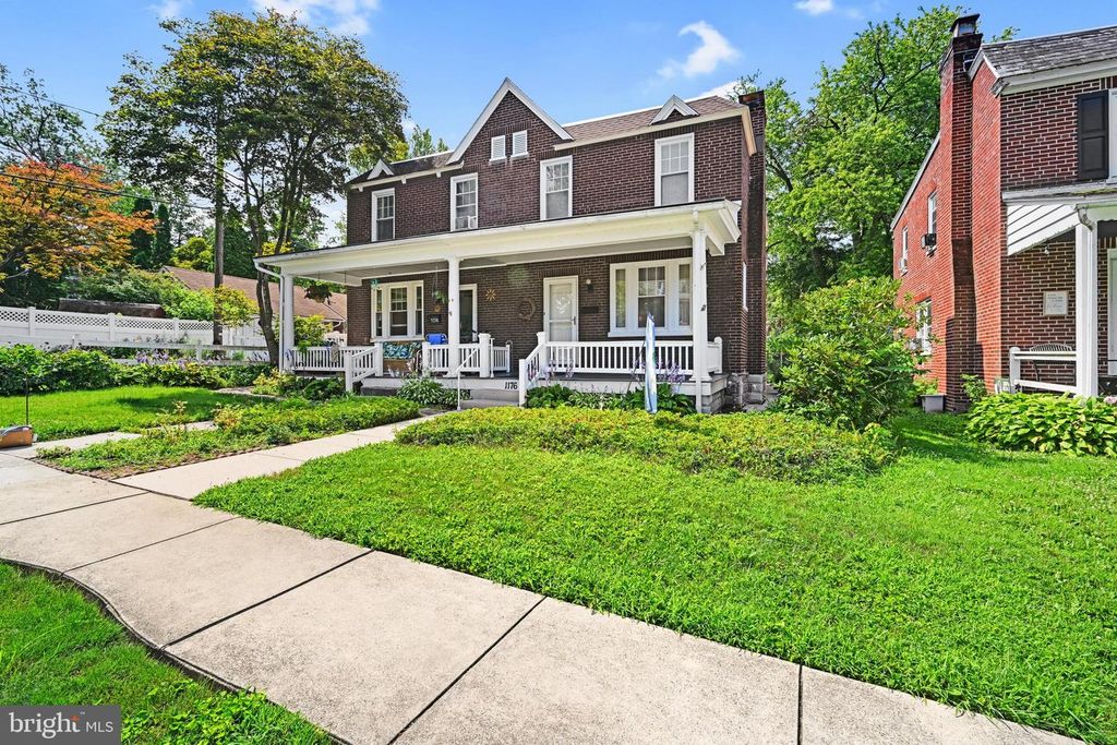 1176 MAPLE AVE, Lancaster, PA 17603