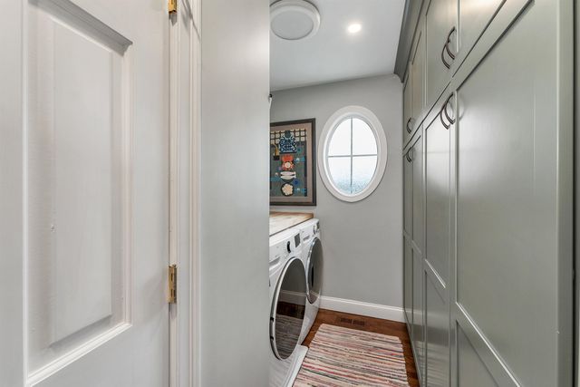 17 Curtis Road, Hampton Falls, NH 03844