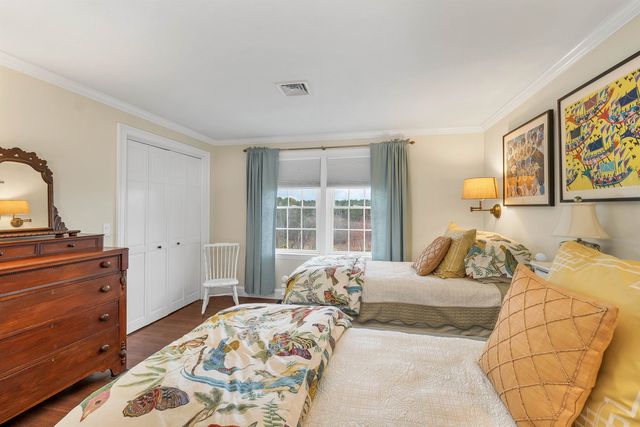 17 Curtis Road, Hampton Falls, NH 03844