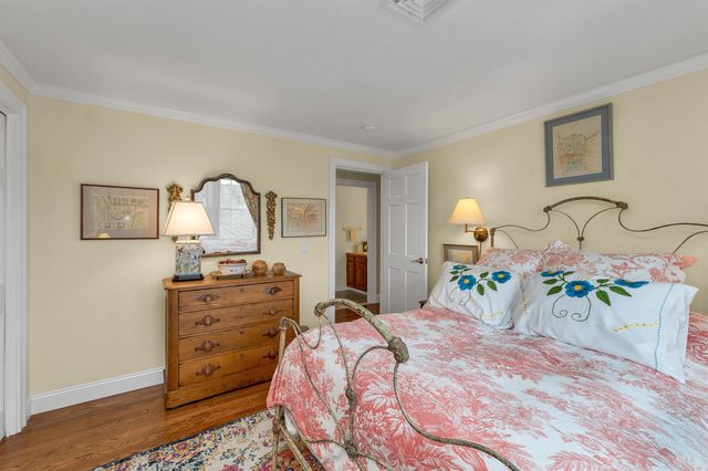 17 Curtis Road, Hampton Falls, NH 03844