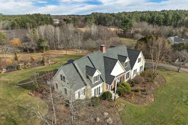 17 Curtis Road, Hampton Falls, NH 03844