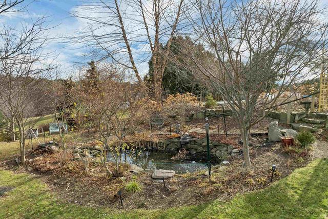 17 Curtis Road, Hampton Falls, NH 03844