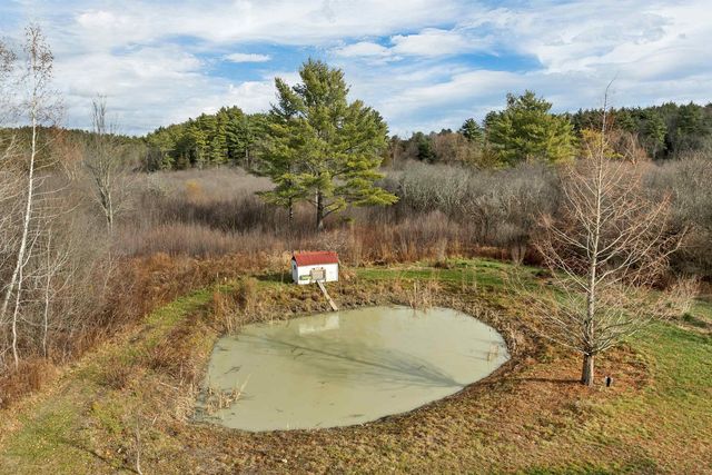 17 Curtis Road, Hampton Falls, NH 03844