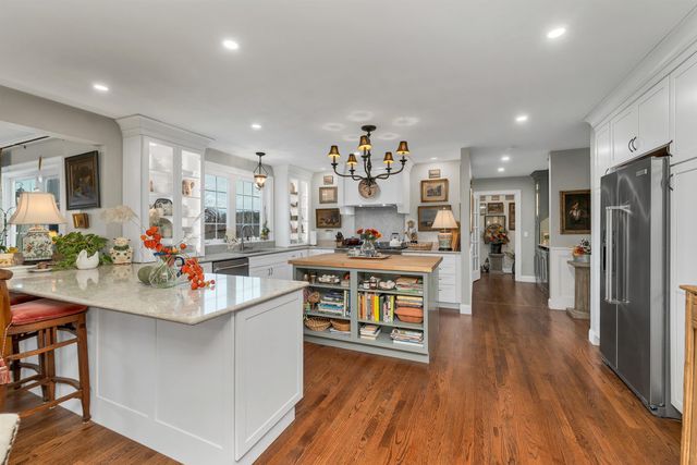 17 Curtis Road, Hampton Falls, NH 03844