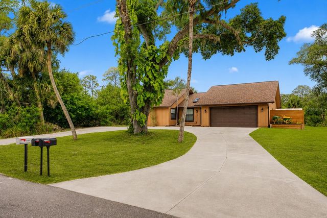 225 HOFFER STREET, Port Charlotte, FL 33953