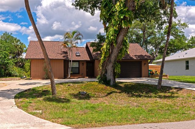 225 HOFFER STREET, Port Charlotte, FL 33953