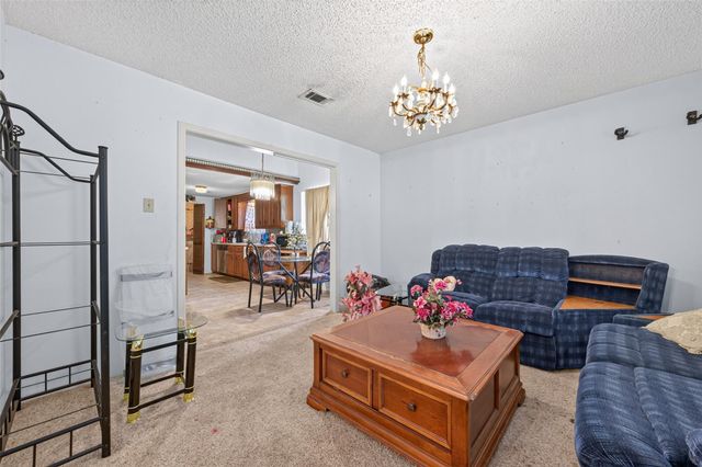 89 County Road 3375, Cleveland, TX 77327