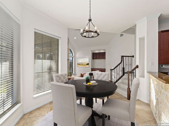 837 Lakeview, Mcqueeney, TX 78123