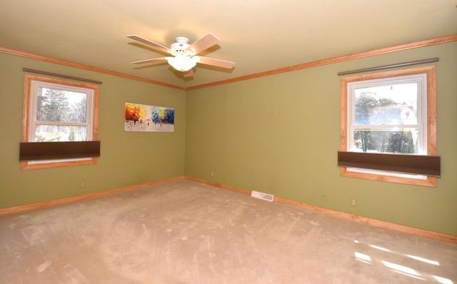 10570 W Pallottine DRIVE, Greenfield, WI 53228