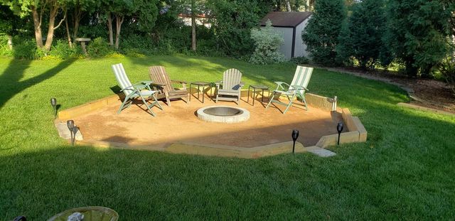 10570 W Pallottine DRIVE, Greenfield, WI 53228