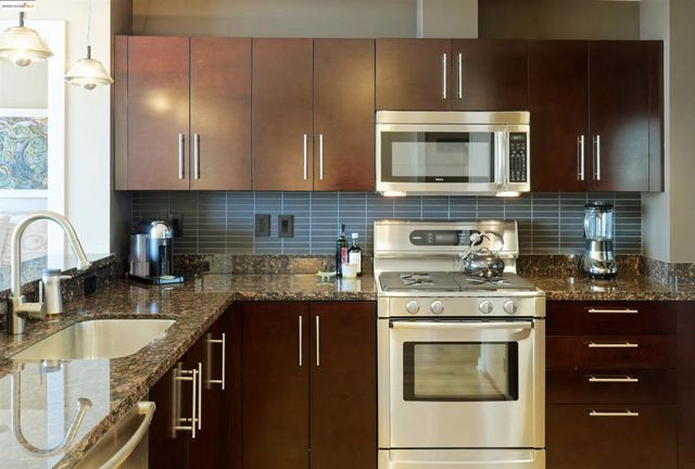 222 Broadway 1204, Oakland, CA 94607