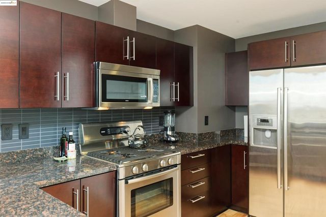 222 Broadway 1204, Oakland, CA 94607