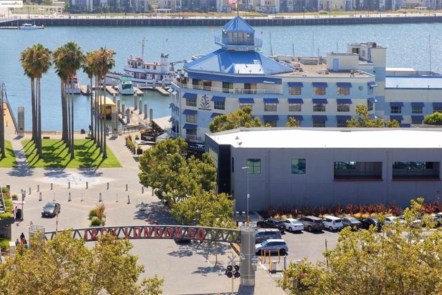 222 Broadway 1204, Oakland, CA 94607