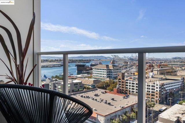 222 Broadway 1204, Oakland, CA 94607