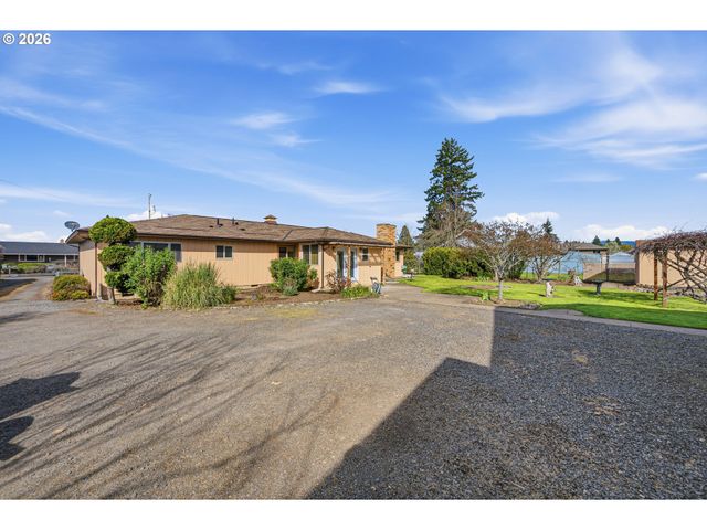 704 TOLIVER Rd, Molalla, OR 97038