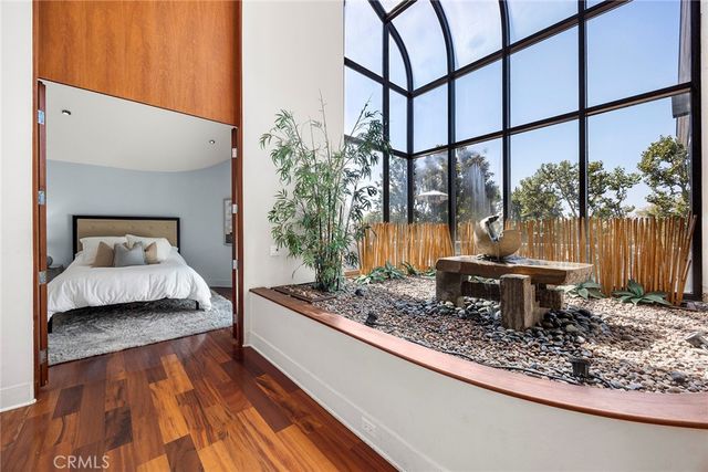 130 S Leola Way, Anaheim Hills, CA 92807