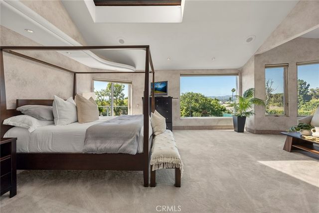 130 S Leola Way, Anaheim Hills, CA 92807
