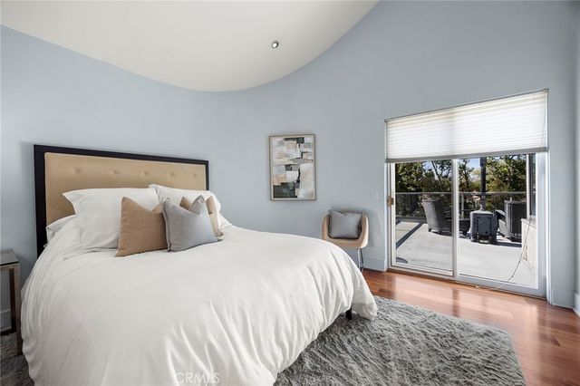 130 S Leola Way, Anaheim Hills, CA 92807