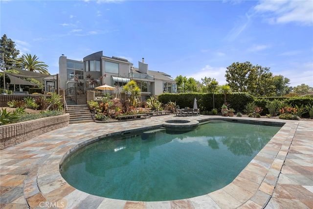 130 S Leola Way, Anaheim Hills, CA 92807