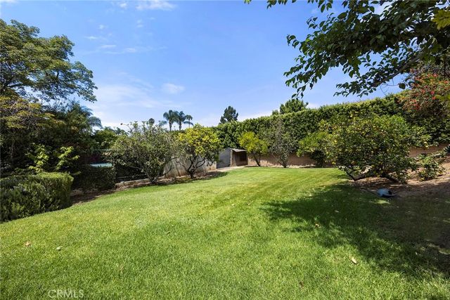 130 S Leola Way, Anaheim Hills, CA 92807