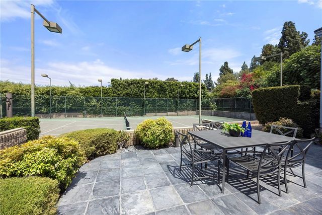 130 S Leola Way, Anaheim Hills, CA 92807