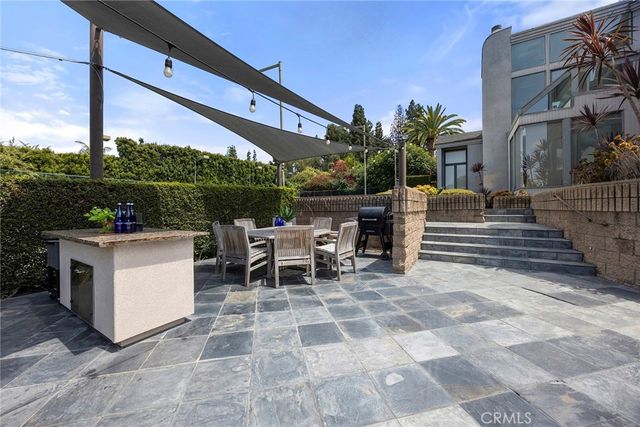 130 S Leola Way, Anaheim Hills, CA 92807