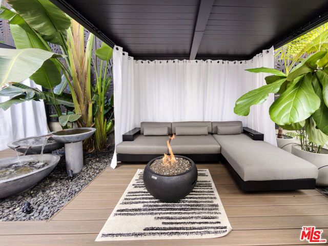 13354 Beach Avenue, Marina Del Rey, CA 90292