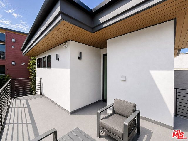 13354 Beach Avenue, Marina Del Rey, CA 90292