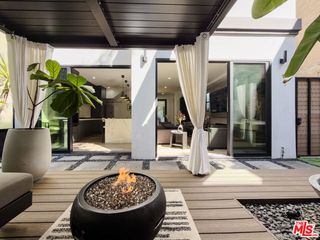 13354 Beach Avenue, Marina Del Rey, CA 90292