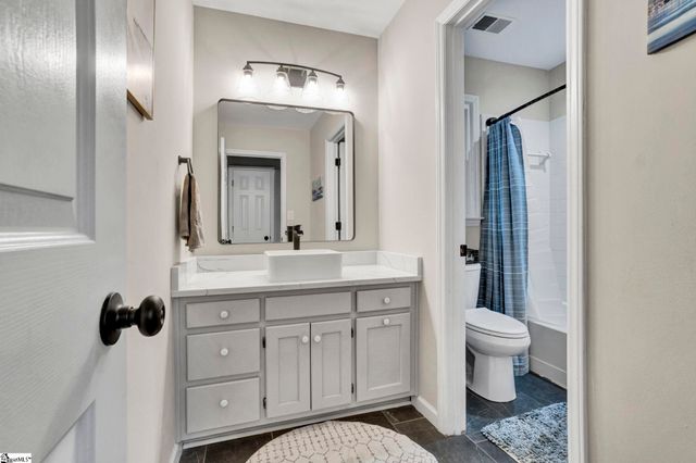 66 Cain Road, Laurens, SC 29360
