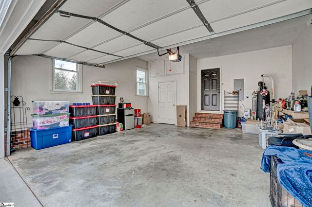 66 Cain Road, Laurens, SC 29360