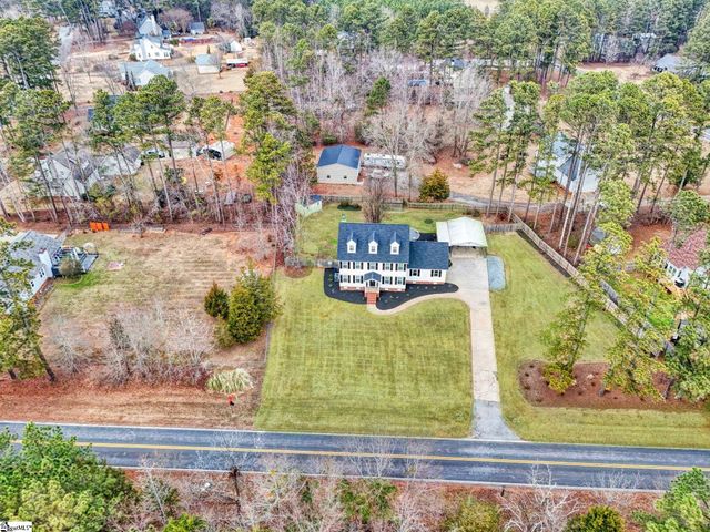 66 Cain Road, Laurens, SC 29360