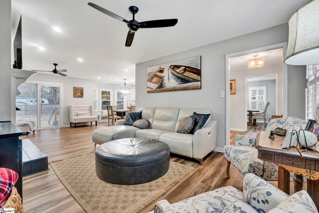 66 Cain Road, Laurens, SC 29360