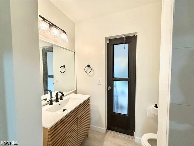 1420 SE 19th ST, Cape Coral, FL 33990