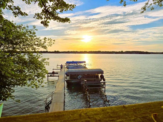 2505 E Lake Shore DRIVE, Twin Lakes, WI 53181