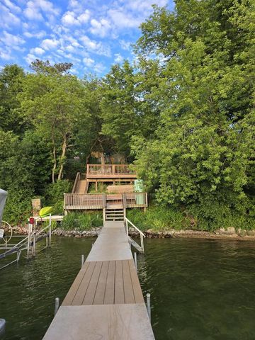 2505 E Lake Shore DRIVE, Twin Lakes, WI 53181