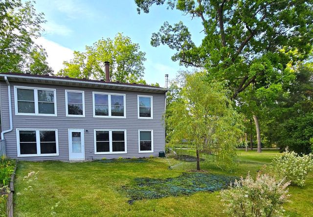 2505 E Lake Shore DRIVE, Twin Lakes, WI 53181