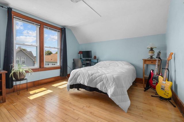 830 CHRISTIANA STREET, Green Bay, WI 54303