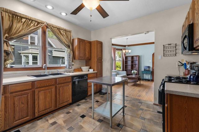 830 CHRISTIANA STREET, Green Bay, WI 54303