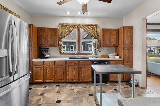 830 CHRISTIANA STREET, Green Bay, WI 54303