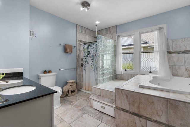 830 CHRISTIANA STREET, Green Bay, WI 54303