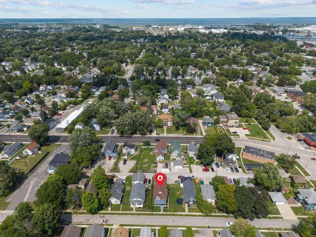 830 CHRISTIANA STREET, Green Bay, WI 54303