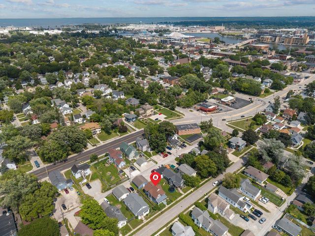830 CHRISTIANA STREET, Green Bay, WI 54303