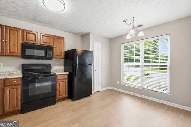 196 Meadowlark Place, Austell, GA 30168